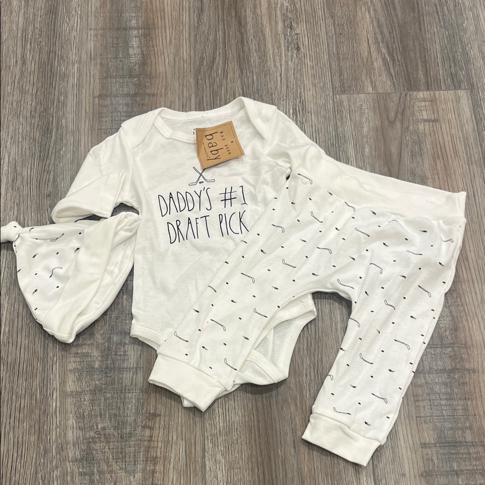 NWT Rae Dunn Hockey Outfit